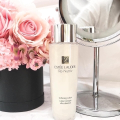 Nước Hoa Hồng Estee Lauder Re-Nutriv Softening Lotion 250ml ( Cám Vàng )