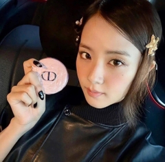 Phấn Nước Cushion DIOR Forever Hydra Glow ( Case Hồng )