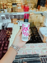 Xịt khoáng MAC Fixt