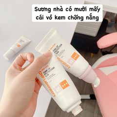 Sét Kem Chống Nắng CNP 50ml + Xịt Khoáng 100ml