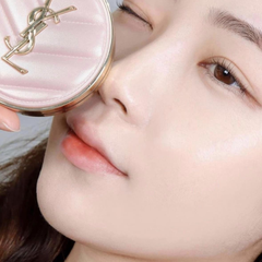 Phấn Nước Cushion YSL Touche Eclat Glow