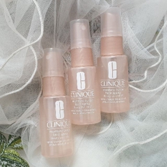 Combo Quà Tặng : Kem Mắt Clinique 15ml + Xịt Khoáng Clinique 30ml