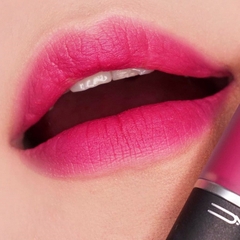 Son MAC Powder Kiss Liquid