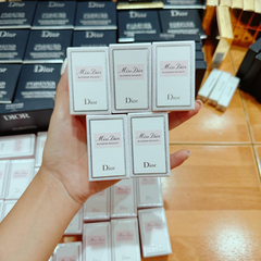 Nước Hoa Miss Dior Blooming Bouquet 5ml ( chai cao )