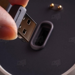 Chuột không dây 8BitDo Retro R8 Mouse - N Edition Wireless 4K Polling Rate kèm dock sạc