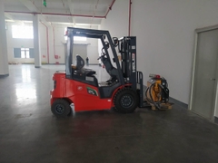 XE NÂNG ĐIỆN LITHIUM 2 -2,5 TẤN