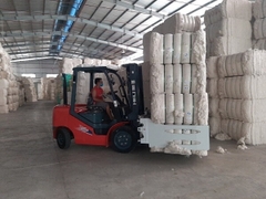 XE NÂNG LẮP KẸP KIỆN VUÔNG
