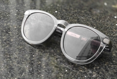 Mẫu kính nghe nhạc độc đáo, mới lạ từ JBL