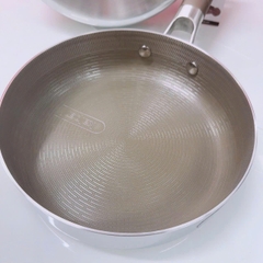 Chảo Inox 304 liền khối phủ Titanium Kalpen Dauer