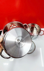 Bộ nồi inox 3 lớp đáy liền Elmich 2103OL size 18,20,26cm