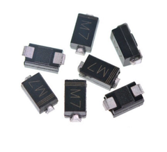 Diode 1N4007 SMD ( M7 ) 1000V 1A ( loại tốt )