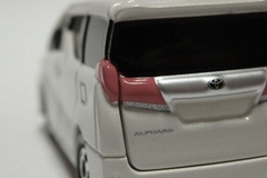 Đồ Chơi Tomica 12 Toyota Alphard