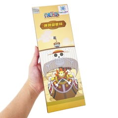 Bình Nhựa Nắp Bật One Piece ZO09