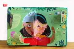 Sách Tương Tác Lật Mở Khám Phá Khổ lớn Lift-The-Flap - Lật mở khám phá - The Human Body - Cơ thể người (Dành cho bé từ 5-12 tuổi) - Đinh Tị Books