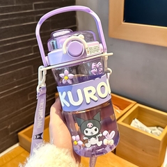 Bình nước ống hút đôi Sanrio dung tích lớn 745ml cho bé - Nhựa Tritan cao cấp