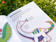 Sách - Cắt, gấp, tô màu - Hơn 20 hình dán và sticker rèn luyện kỹ năng cho trẻ 3 - 9 tuổi