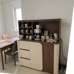 Tủ Trang Trí Bo Cong Kem Ô Vuông Decor Hiện Đại 138x40x150cm Yapi-174