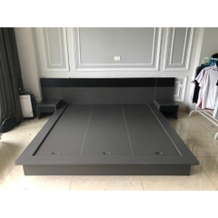 Giường Ngủ Cỡ Lớn Kèm 2 Tủ Đầu Giường cho Phòng Master Bằng Gỗ MDF Nhập Khẩu Yapi -506