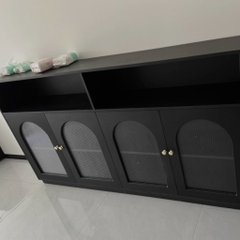Tủ Bếp Cổ Điển Cánh Kính Sóng Cho Phòng Ăn MDF Sang Trọng 160x35x100cm Yapi-TB004