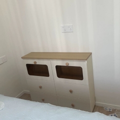 Combo Tủ Trang Trí Kèm Cánh Kính Có Ngăn Kéo Và Đèn LED Hiện Đại 120x30x83cm Yapi-188