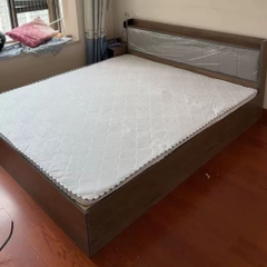 Giường Ngủ Đầu Giường Bọc Nệm Kèm Kệ Đầu Giường 1m8x2m Yapi-569