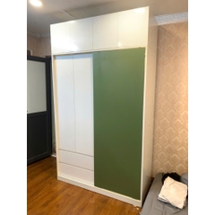 Tủ Quần Áo Cửa Trượt Kèm Kệ Và Ngăn Kéo, Màu Trắng phối Xanh Lá, 260x60x200cm Yapi-241