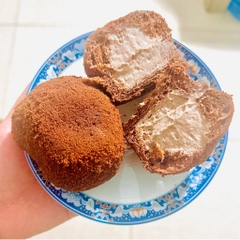 Set 15 bánh mì socola kem