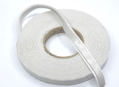 BĂNG KEO 2 MẶT: Khổ dày 3mm x rộng 8mm x dài 15m, 18 cuộn/thùng x 15 thùng x 270m/thùng