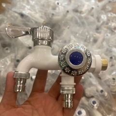 Vòi Nhựa Trắng, Tay Vặn Mạ Crom, Hai Đầu Vòi, Chân Ren Mạ Đồng Size 21, Lắp Dây MG/Dây Xịt