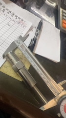 Núm Nhỏ Giọt Cho Heo Loại Dài