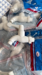 Vòi Nước Nhựa 21 Nhựa Trắng HML, Tay Gạt Đầu Tròn, PPR