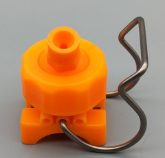 Béc Phun Kẹo Đường Ống Nhựa 34, Béc Vàng 6510 Dày 2.0mm, Độ Tưới 0.24 m³/h, Kẹp Inox 201, Phun Dạng Nón Đặt