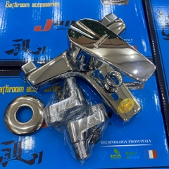 Củ Sen Tắm Nóng Lạnh, Sen Vuông Japalo, Chất Liệu Đồng Mạ Crom, Thân To, Gồm 2 Chân Sen Đồng Và Vỏ Hộp Màu Xanh Japalo, 403