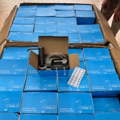 Bộ Vòi Bơm Hút Đầu Xám Ghi Mạ TiTan, Có Giá Đỡ Kèm Dây Silicon 1,2m, Chất Liệu Nhựa ABS, Mạ TiTan, Màu Xám