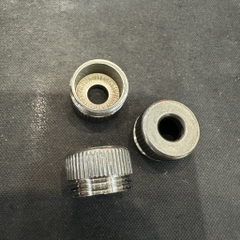 Nắp Bịt Vặn Ren Loại Kẻ Dọc, Nắp Vặn Cho Núm Heo Inox