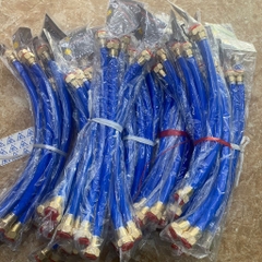 Dây Cấp Nước Nhựa 40p Ốc Công, Chân Nhôm Dài Màu Đen/Xanh Dương