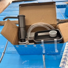 Bộ Vòi Bơm Hút Đầu Xám Ghi Mạ TiTan, Có Giá Đỡ Kèm Dây Silicon 1,2m, Chất Liệu Nhựa ABS, Mạ TiTan, Màu Xám