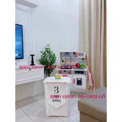 Bếp LG trắng đỏ cao 110cm có âm thanh, ánh sáng phong cách Pháp
