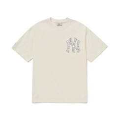 Áo Thun MLB Megalogo Paisley New York Yankees Cream