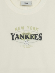 Áo Croptop MLB Women's Varsity Vintage Washed Graphic Crop Short Sleeve T-Shirt New York Yankees Cream