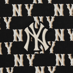 Áo Thun MLB Classic Monogram Front Panel Pattern Short Sleeve New York Yankees Black