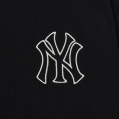 Áo Thun MLB Basic Mega Logo Overfit New York Yankees Black