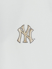 Áo Thun MLB New Year Snake Overfit Short Sleeve T-Shirt New York Yankees White