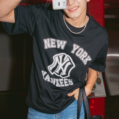 Áo Thun MLB Varsity Overfit New York Yankees Black