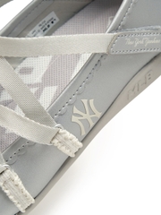 Giày MLB Flair Mary Jane New York Yankees Silver