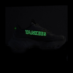 Giày MLB Korea BigBall Chunky A Neon New York Yankees Black