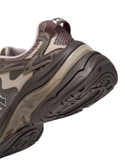 Giày MLB Curve Runner Enamel New York Yankees Brown [Karina PICK]