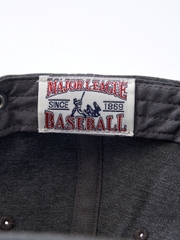 Mũ Lưỡi Trai MLB Varsity Vintage Oval Stitch Unstructured Ball Cap New York Yankees Grey