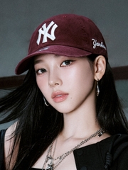 Mũ Lưỡi Trai MLB Signature Unstructured Ball Cap New York Yankees Wine [Karina PICK]