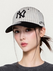 Mũ Lưỡi Trai MLB Signature Stripe Unstructured Ball Cap New York Yankees Black [Karina PICK]